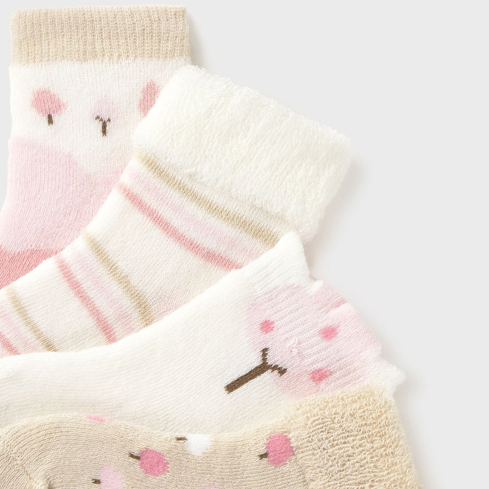 d9f2546fe41849d180b5bd8a046f3753