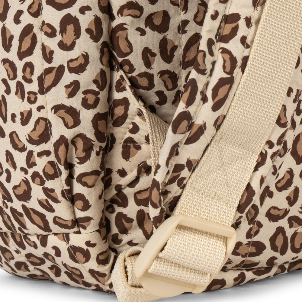 4ca96f46a63694bba8644fe9e25487e4